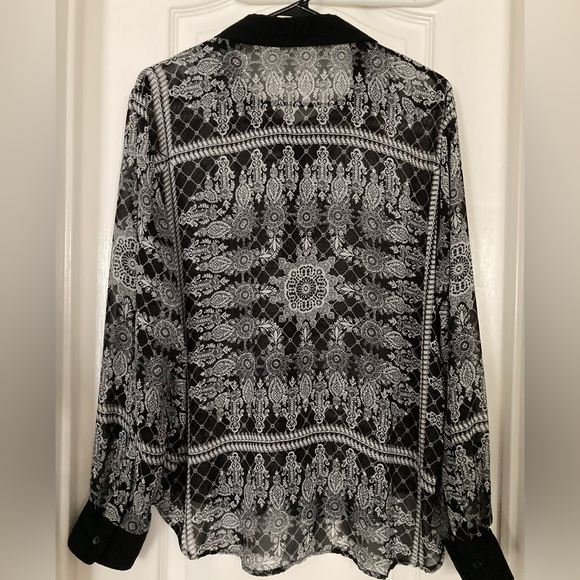 CHAUS New York size Large sheer button-down top - Picture 4 of 6